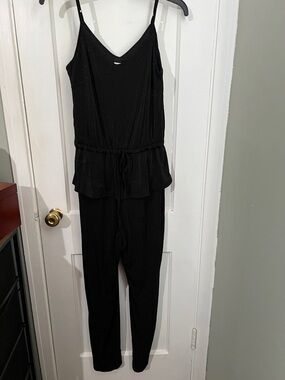 Black Sleeveless V-Neck Jumpsuit with Drawstring Waist